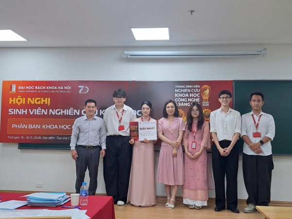 GẦN 70 ĐỀ TÀI THAM GIA PHÂN BAN KHOA HỌC CHÍNH TRỊ VÀ CHÍNH SÁCH CÔNG TẠI HỘI NGHỊ SINH VIÊN NGHIÊN CỨU KHOA HỌC LẦN THỨ 43